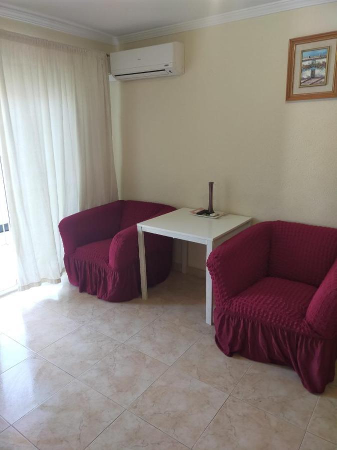 Apartamento Con 3 Dormitorios 3 Minutos Hasta La Playa دينايا المظهر الخارجي الصورة
