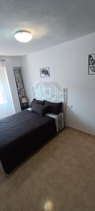 Apartamento Con 3 Dormitorios 3 Minutos Hasta La Playa دينايا المظهر الخارجي الصورة
